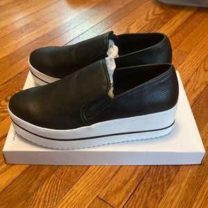 Steve Madden black and white platform slip on shoes